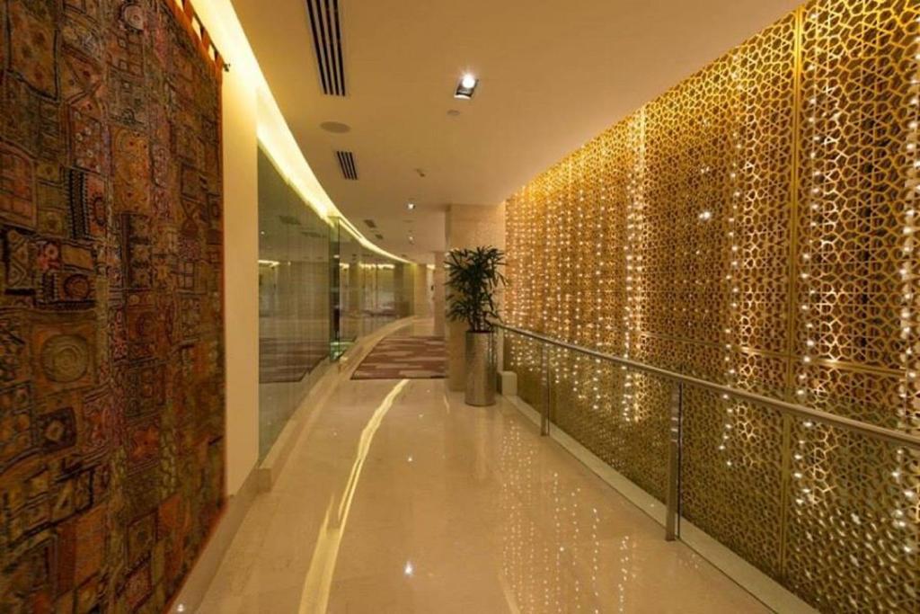 Отель Trident Bandra Kurla Мумбаи Экстерьер фото